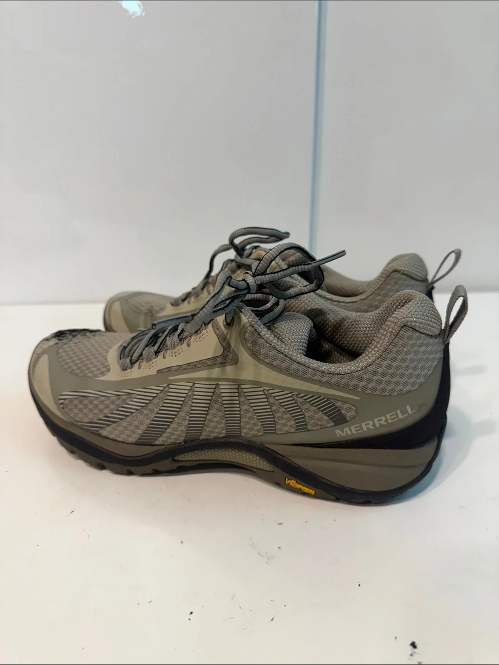 Used Merrell Gray Lightweight Trail Sneakers women’s 8.5